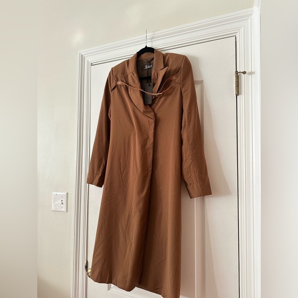 Luar Trench Coat Small Brown - Picture 2 of 10